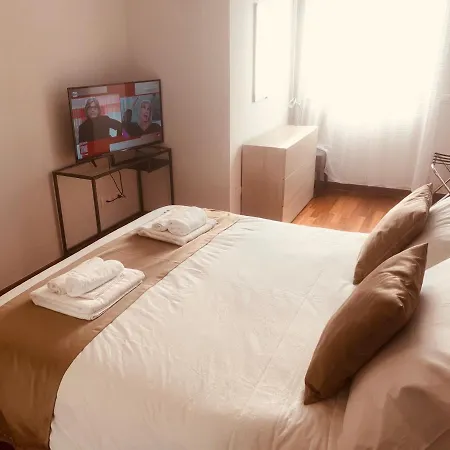Berga Exclusive 3 Apartment Bari